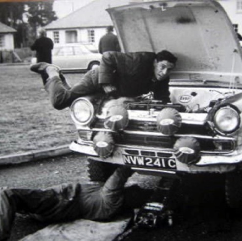 JImmy, mécanicien de haut vol ! JImmy, mécanicien de haut vol !